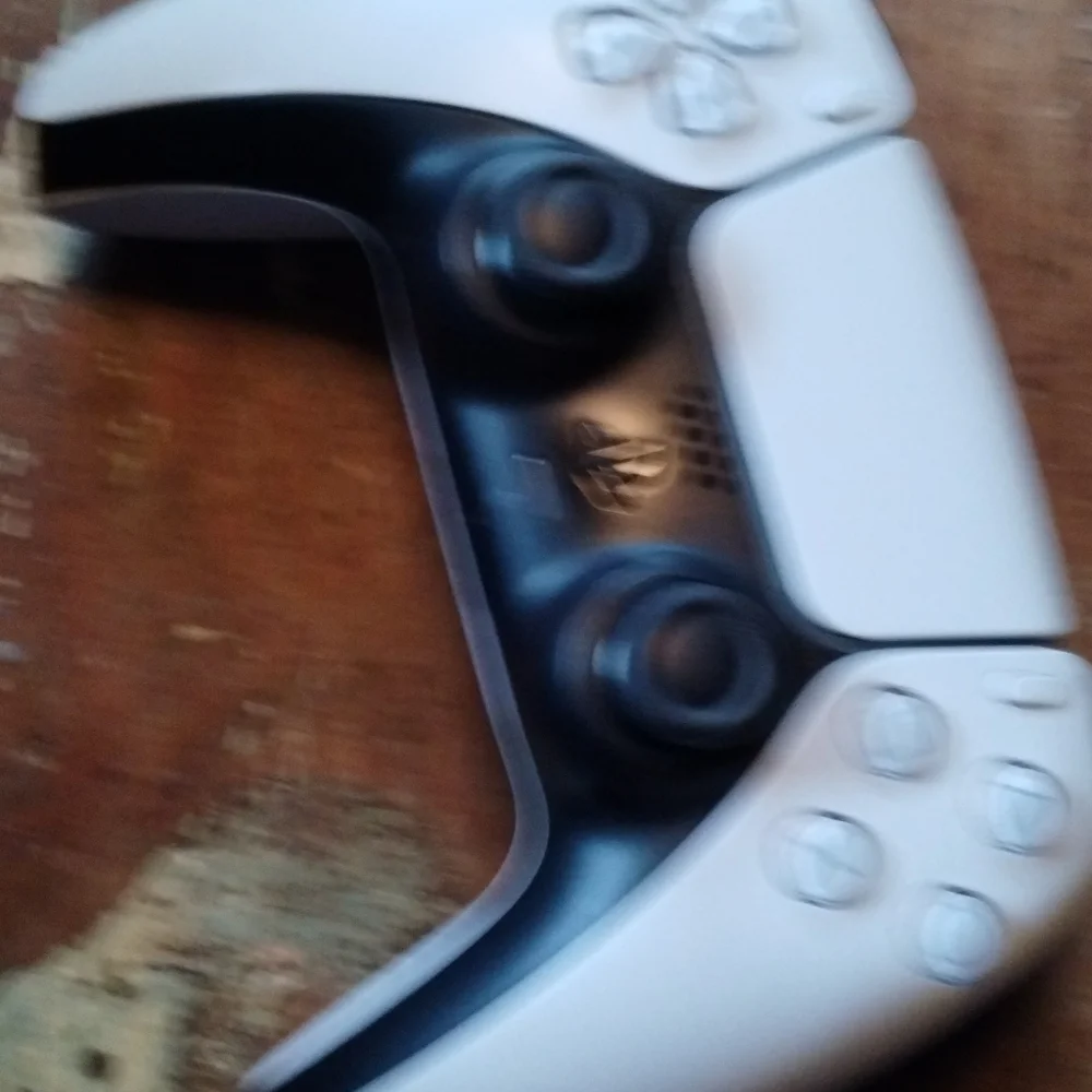 PlayStation 5 White PS5 controller (read description)